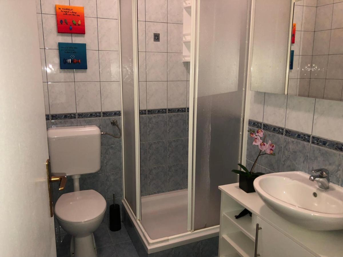 Apartment Natasa Palit Eksteriør billede