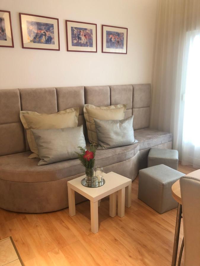 Apartment Natasa Palit Eksteriør billede