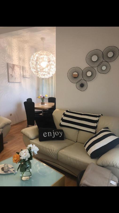 Apartment Natasa Palit Eksteriør billede