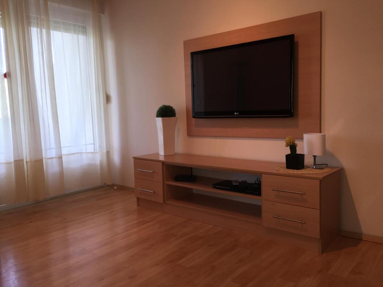 Apartment Natasa Palit Eksteriør billede